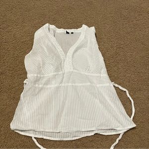 Light white maternity shirt